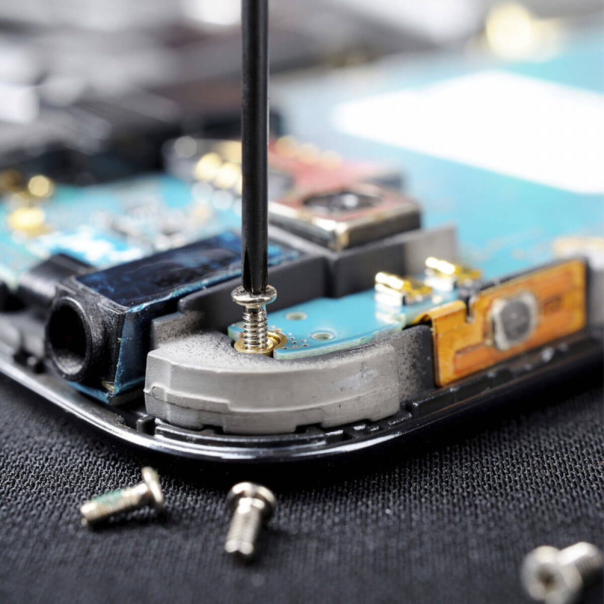 Repairing a cellphone